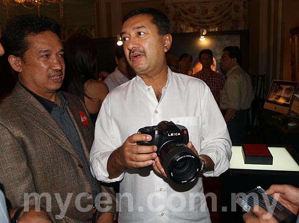 Leica S2
